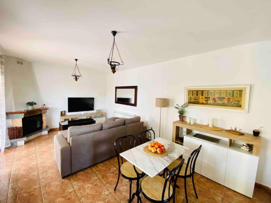 Villa Caramonte, En Costa Dorada Les Tres Cales Bagian luar foto