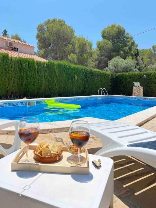 Villa Caramonte, En Costa Dorada Les Tres Cales Bagian luar foto
