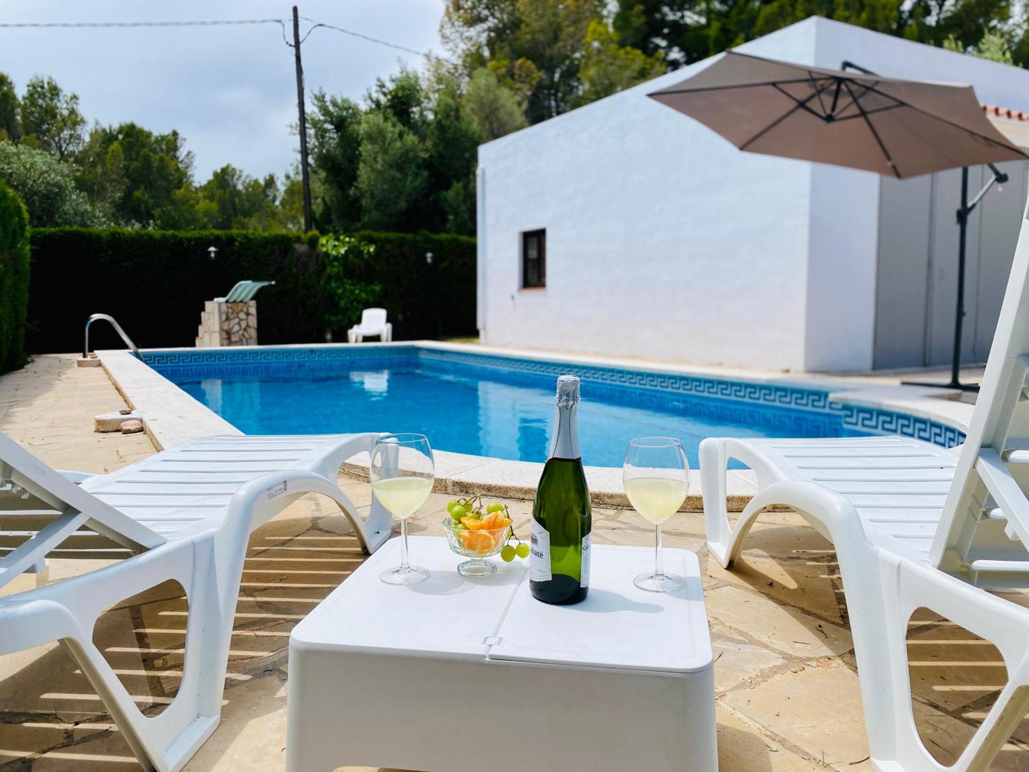 Villa Caramonte, En Costa Dorada Les Tres Cales Bagian luar foto